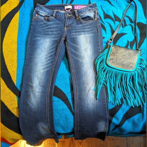 3 For $20 Indigo rein flare jeans - Picture 1 of 13